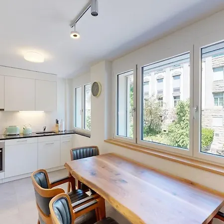 Amazing Big In The Center - Sun 7 취리히